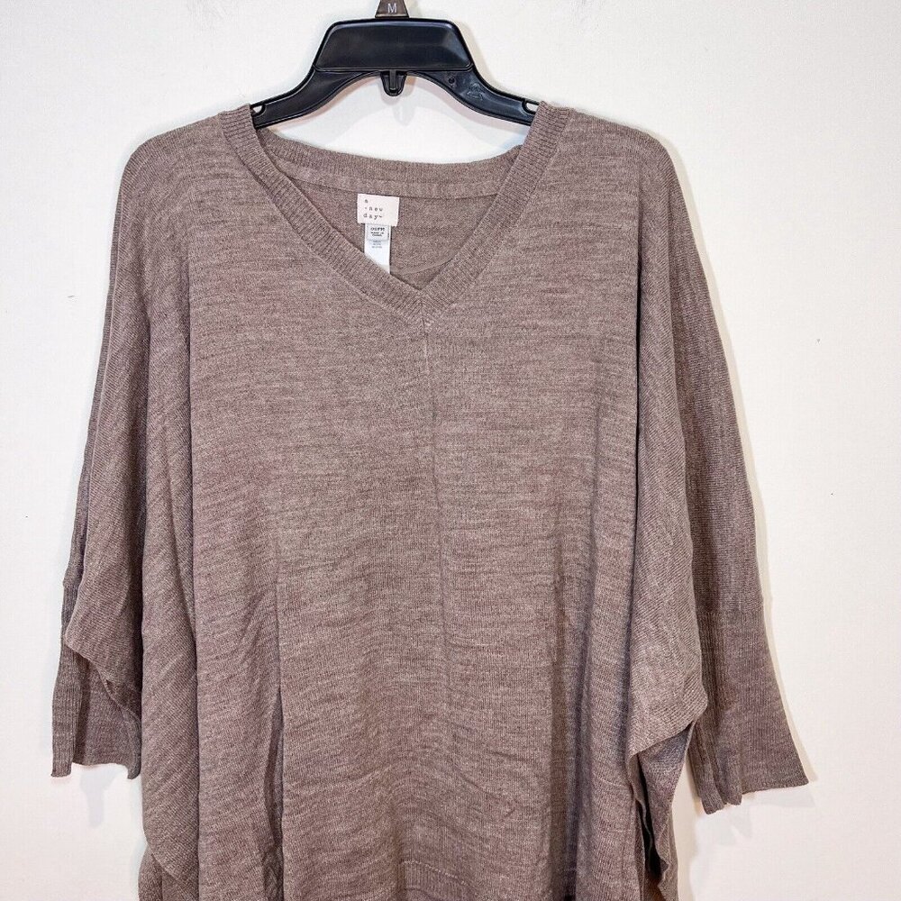 A New Day Sweater Brown V Neck Batwing Sleeve Pullover Poncho‎ Cape One Size - Picture 3 of 11